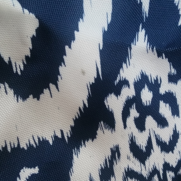 Stella & Dot Navy Ikat Print Tote Bag – Durable Travel/Everyday Carryall NWOT - Picture 13 of 13